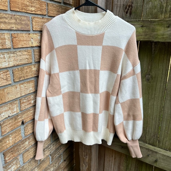 Cozy Cream and Tan Checkered Sweater - Picture 1 of 3